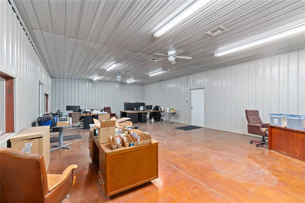 6070 Highway 183 Property Photo 9