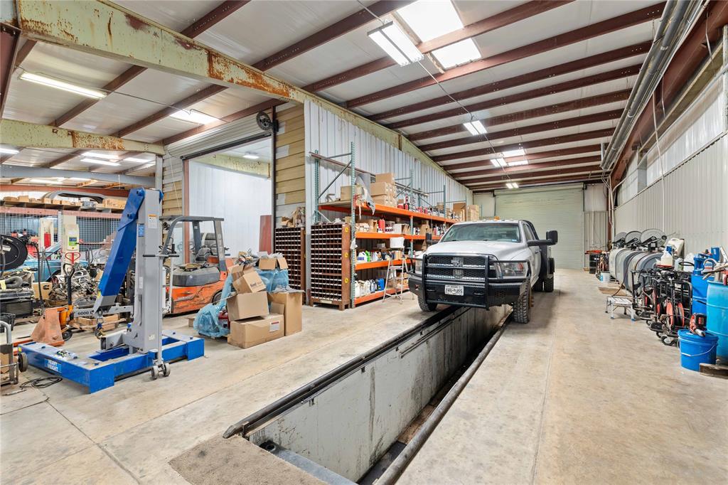 6070 Highway 183 Property Photo 15