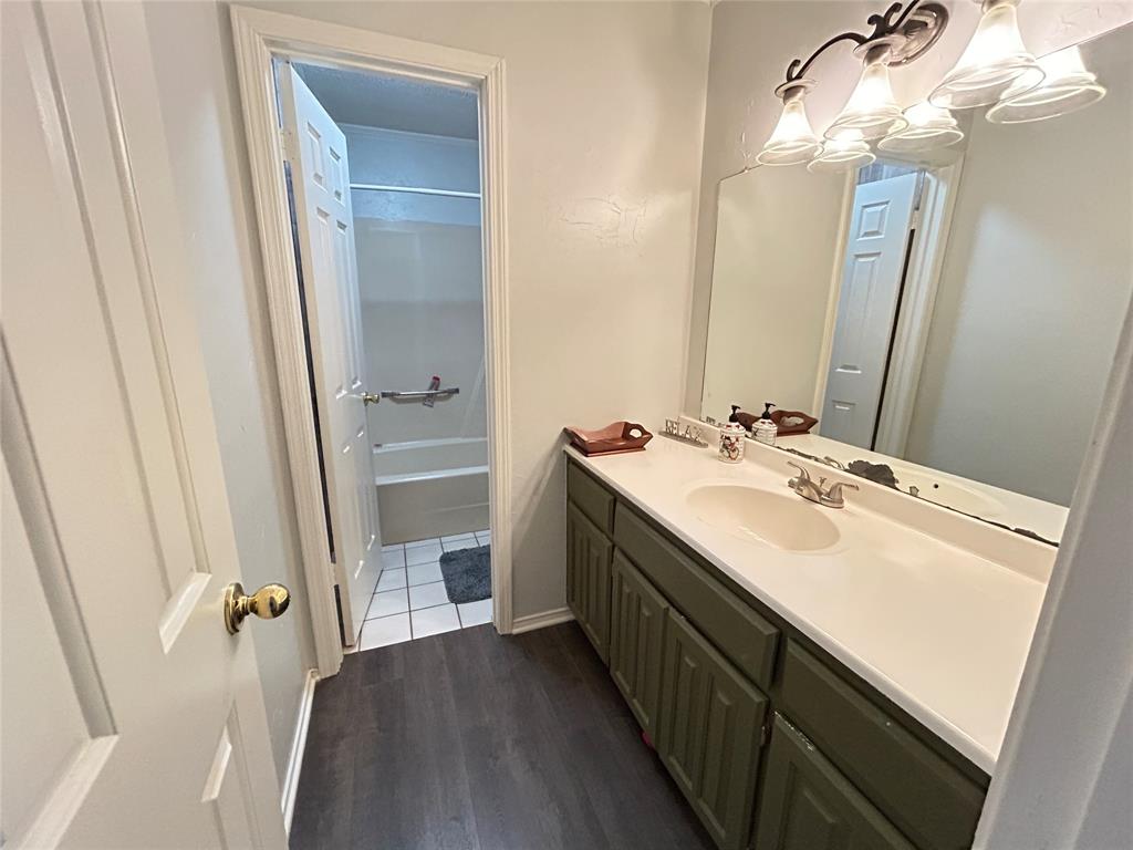 120 Cedar Springs Boulevard Property Photo 11