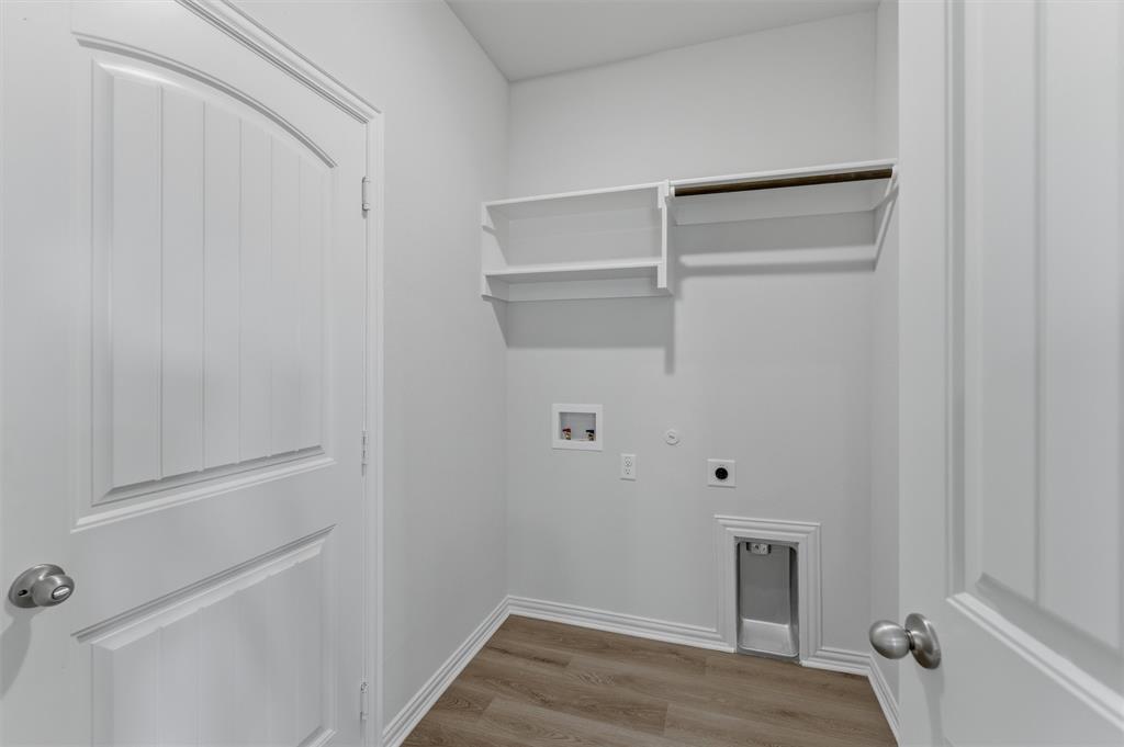 3504 Helena Street Property Photo 9