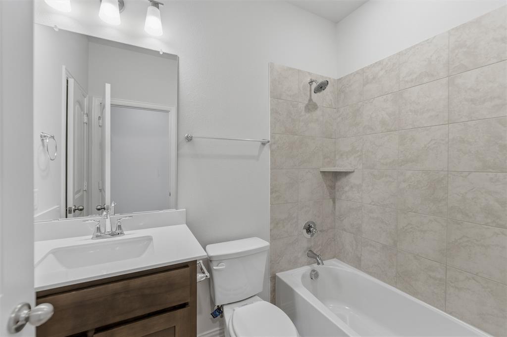 3504 Helena Street Property Photo 10