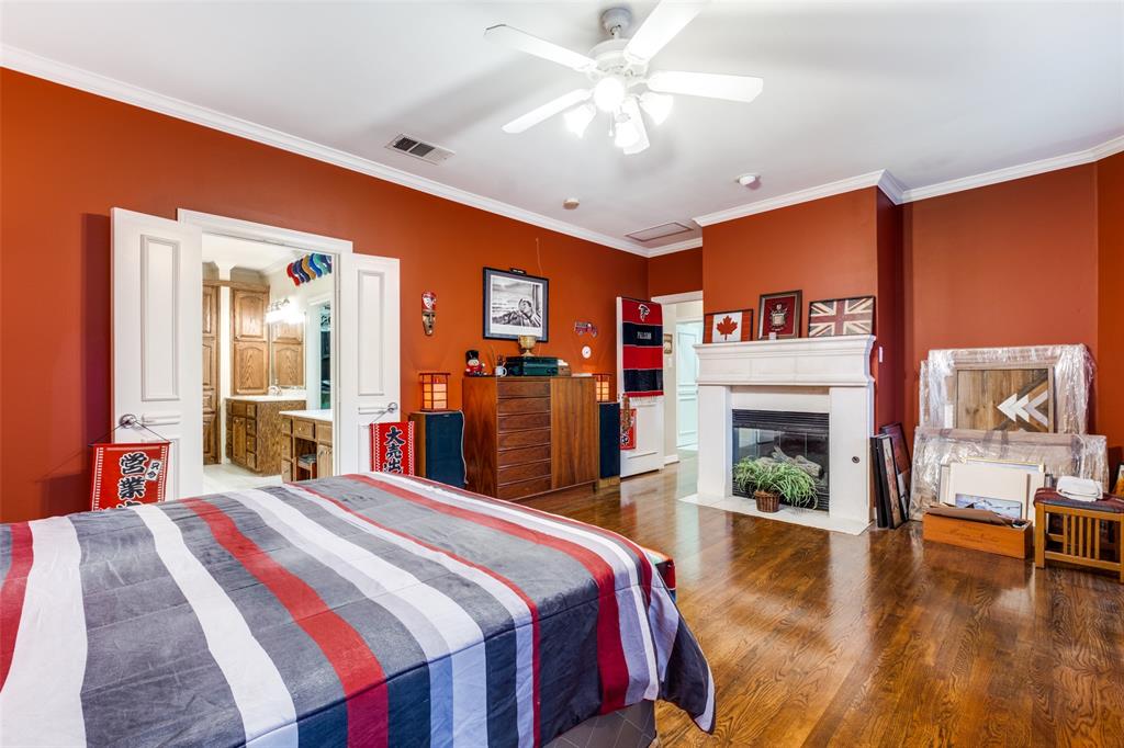 4007 Bowser Avenue D Property Photo 18