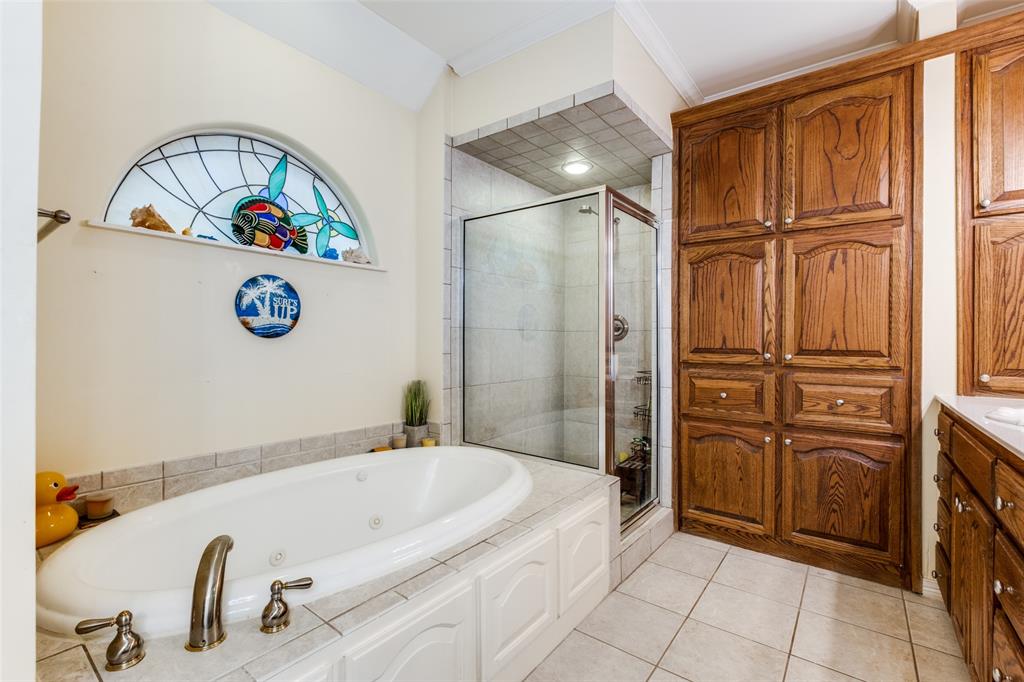 4007 Bowser Avenue D Property Photo 20