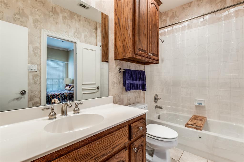 4007 Bowser Avenue D Property Photo 23