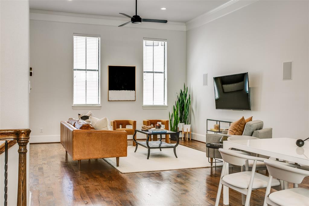 2123 Diversey Street Property Photo 19