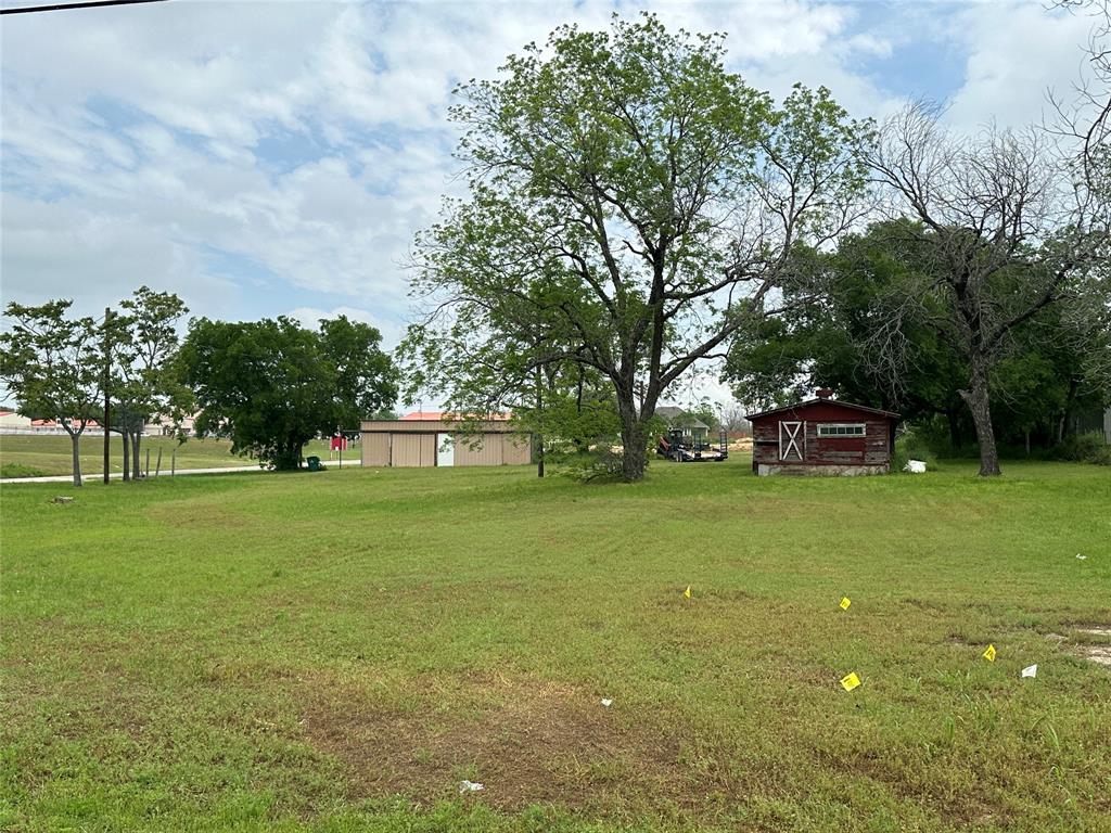 305 Eighth Street Property Photo 1
