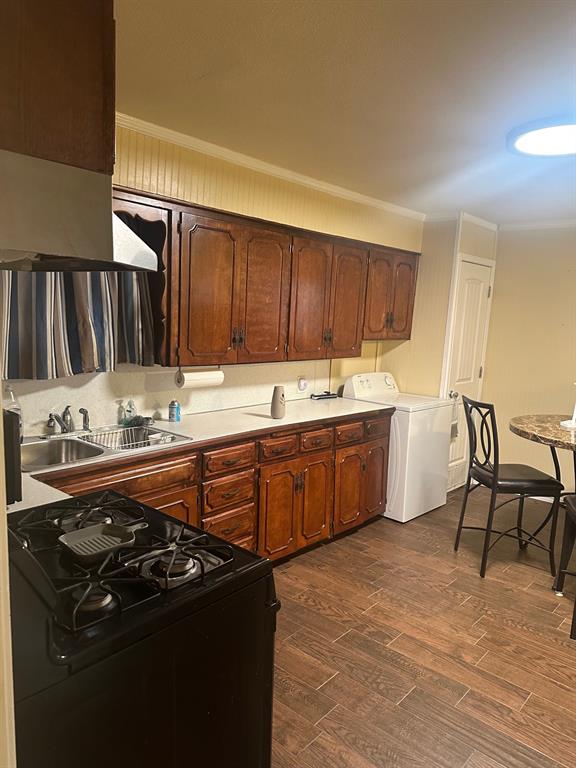 631 W Walker Street Property Photo 19
