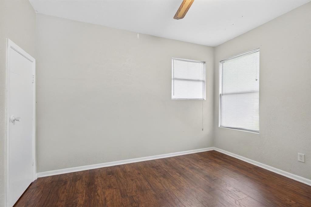 1111 N Austin Street Property Photo 13