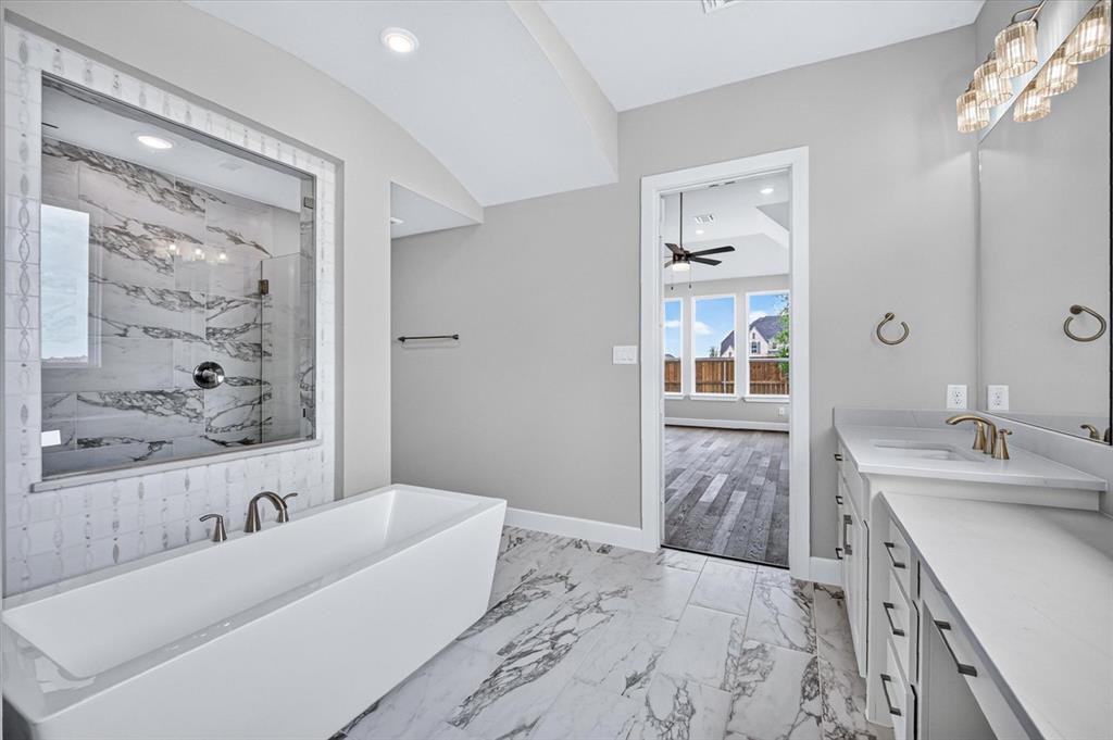 3201 Midnight Dream Court Property Photo 11