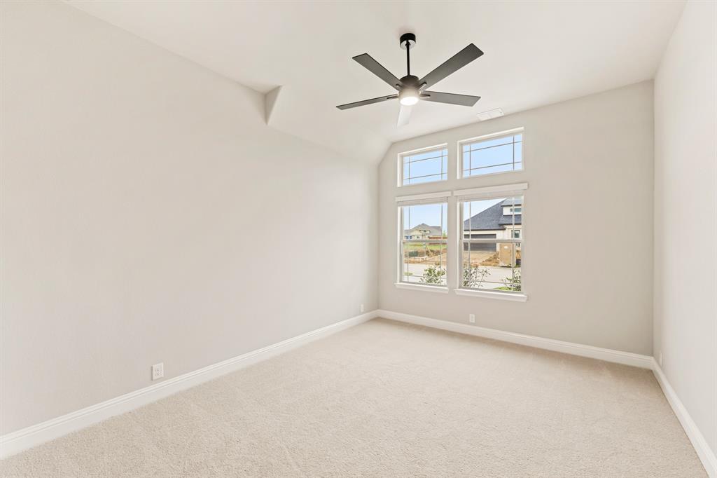 2112 Redding Drive Property Photo 6