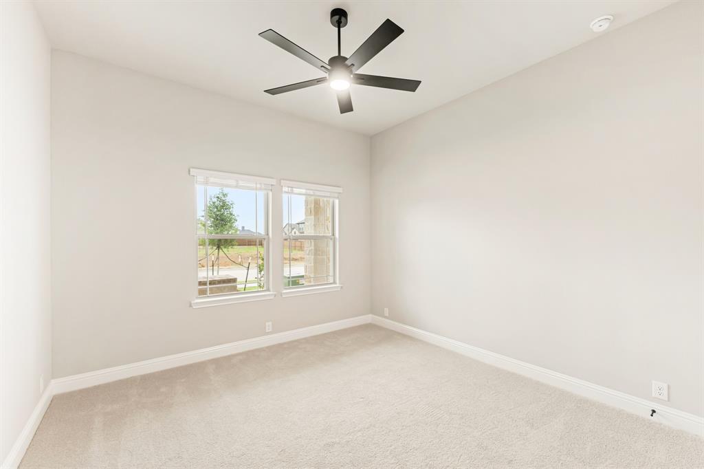 2112 Redding Drive Property Photo 9