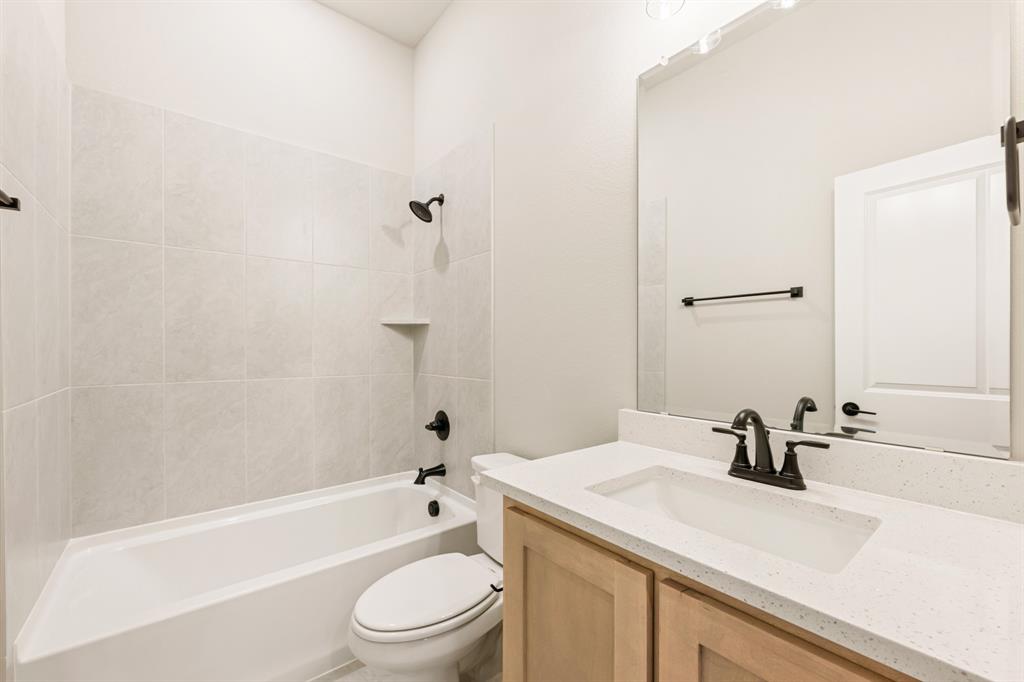 2112 Redding Drive Property Photo 12