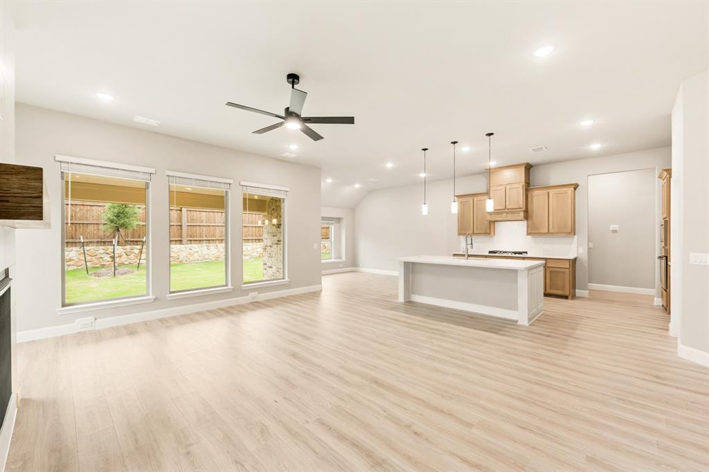 2112 Redding Drive Property Photo 16