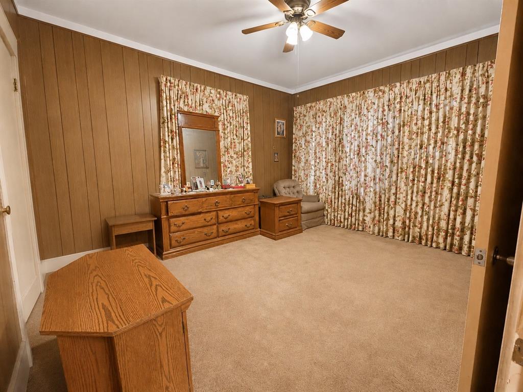 619 Delaware Street Property Photo 4