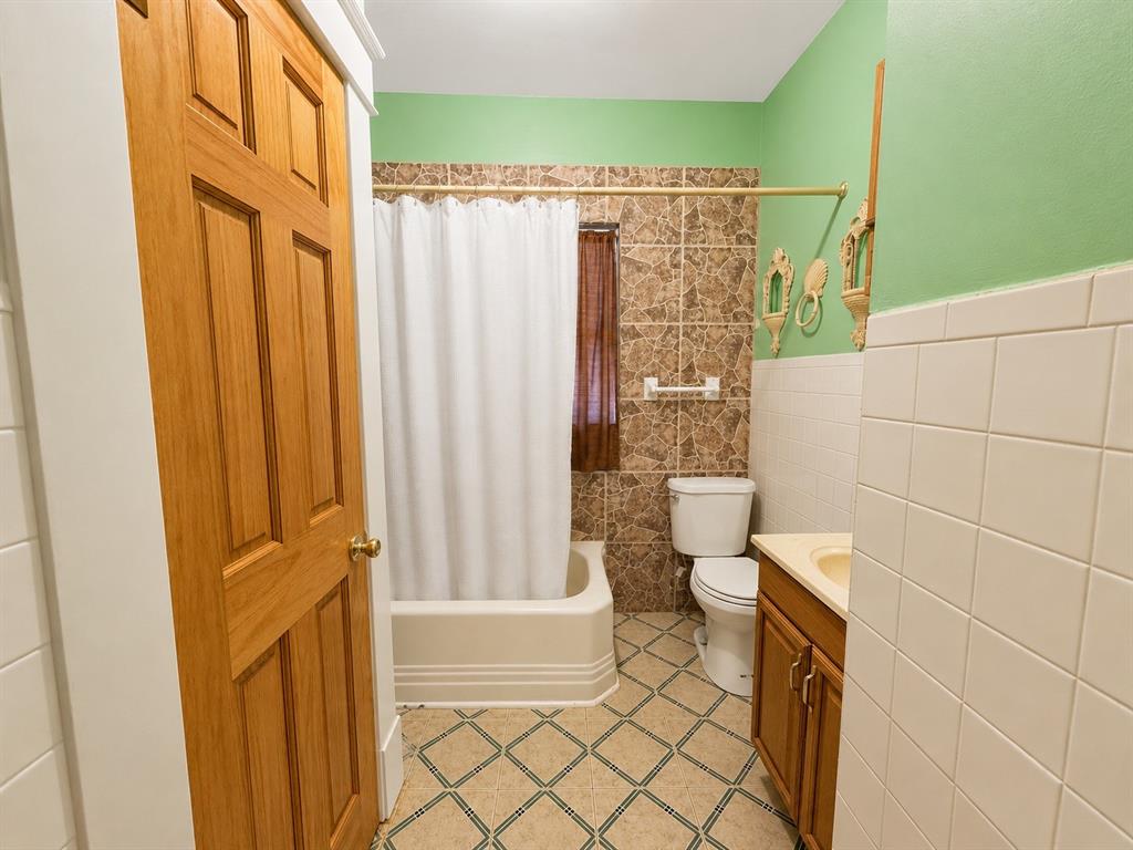 619 Delaware Street Property Photo 10