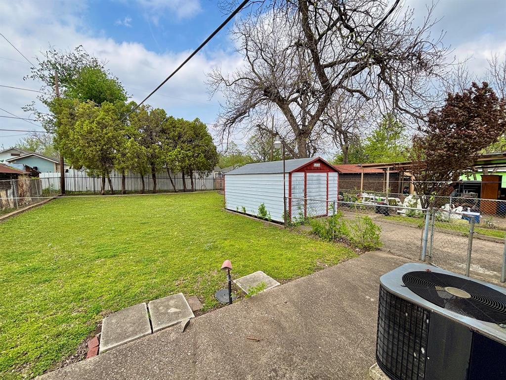 619 Delaware Street Property Photo 12