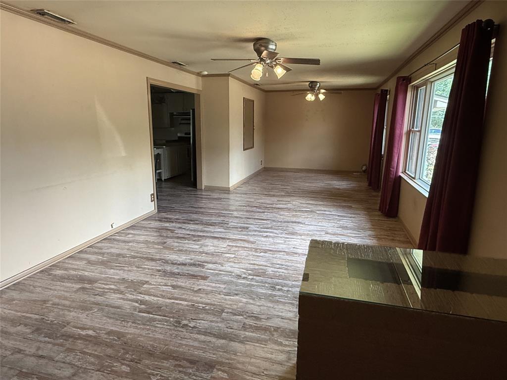 2015 E 5th Street Property Photo 2