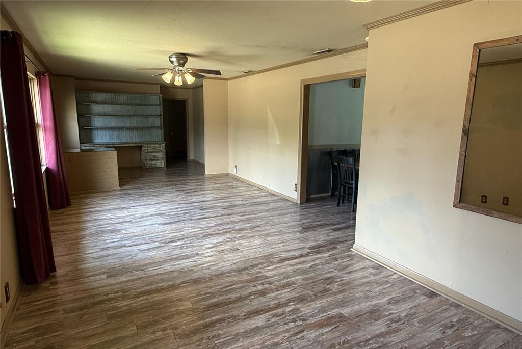 2015 E 5th Street Property Photo 3