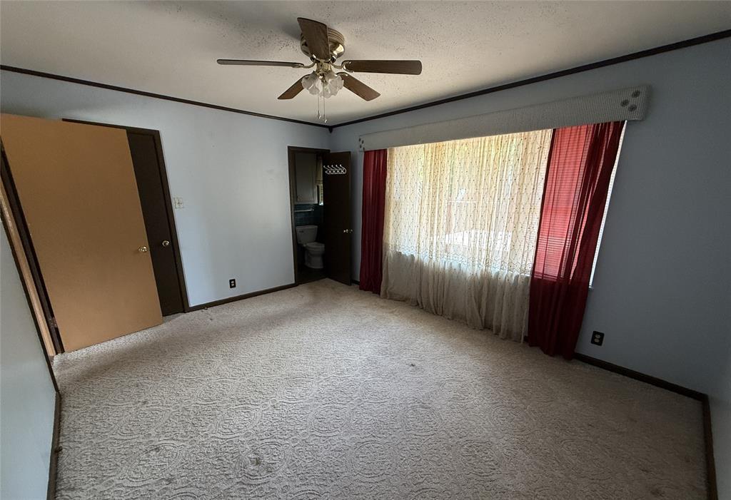 2015 E 5th Street Property Photo 13