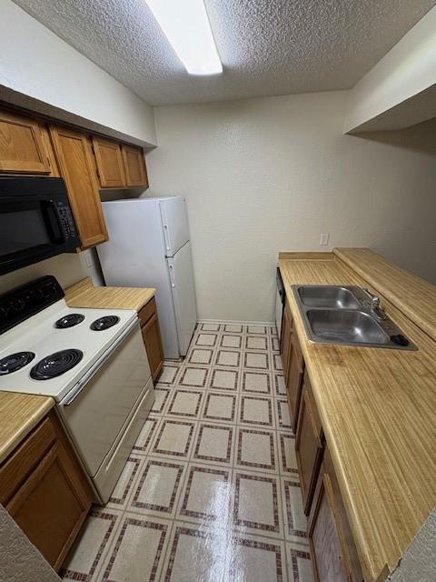 9813 Walnut Street 303 Property Photo 4