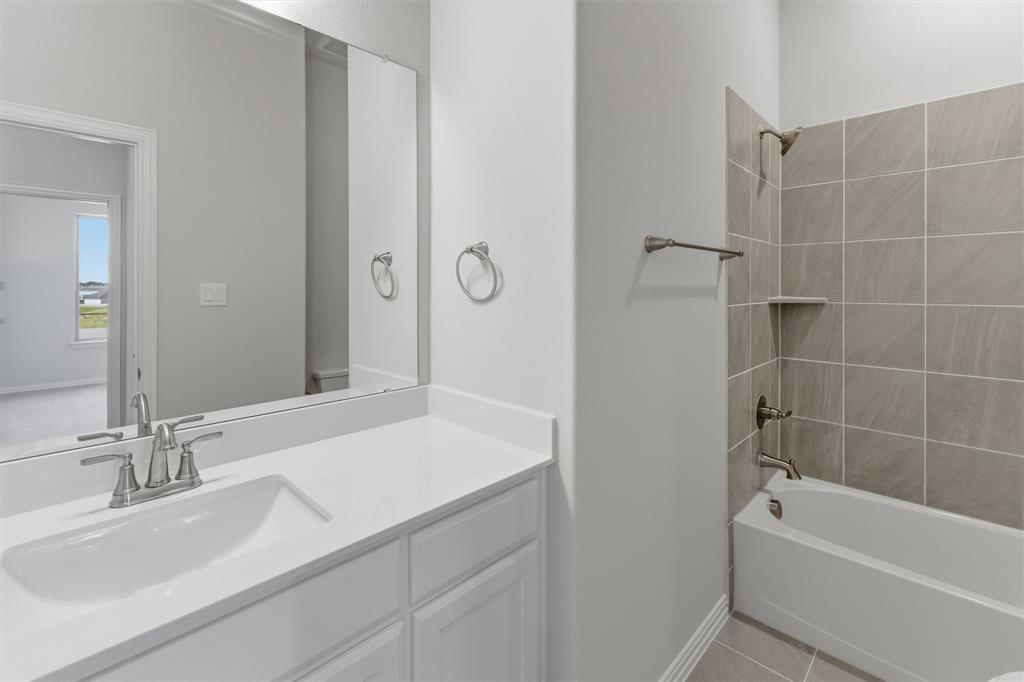 104 Snowy Owl Trail Property Photo 8
