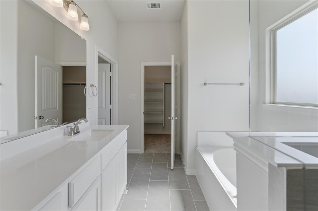 104 Snowy Owl Trail Property Photo 20