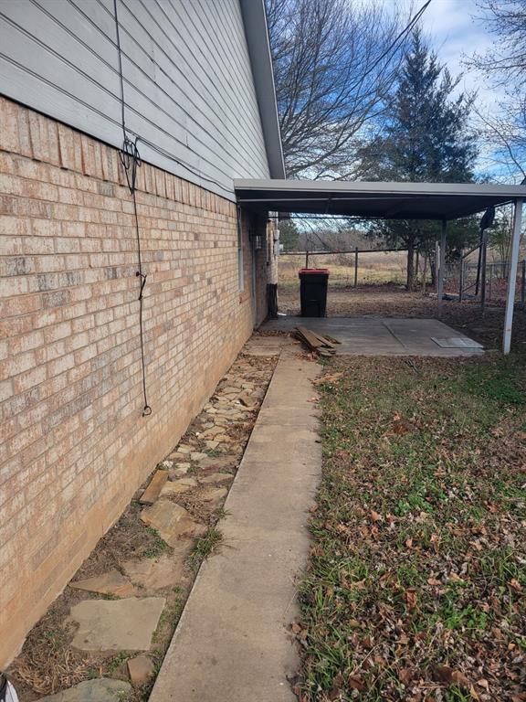 2135 40th Street Property Photo 9