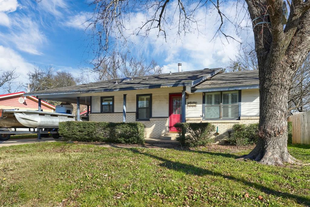2112 Mangum Street Property Photo 2