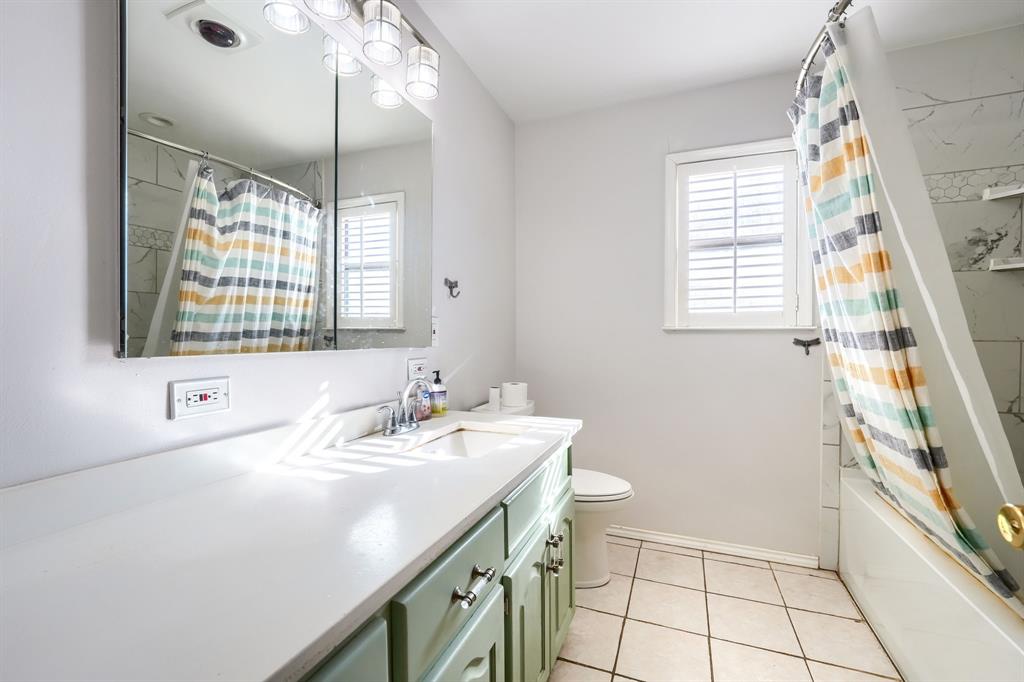 2112 Mangum Street Property Photo 16