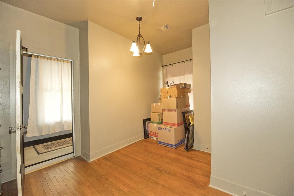 213 Clements Property Photo 15
