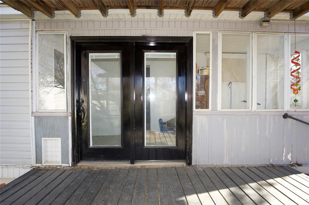 213 Clements Property Photo 28