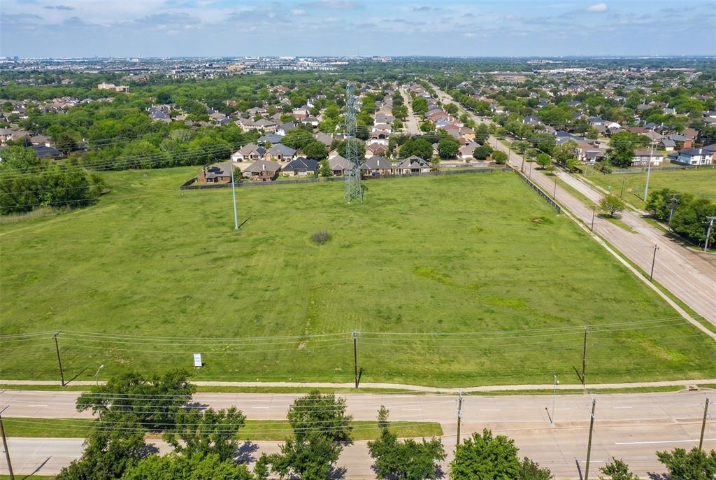 908 Polo Road Property Photo 8