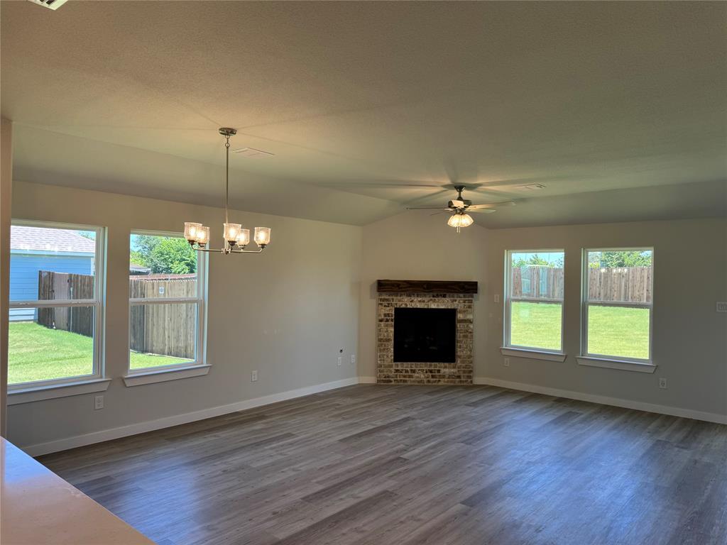612 Finlee Way Property Photo 10