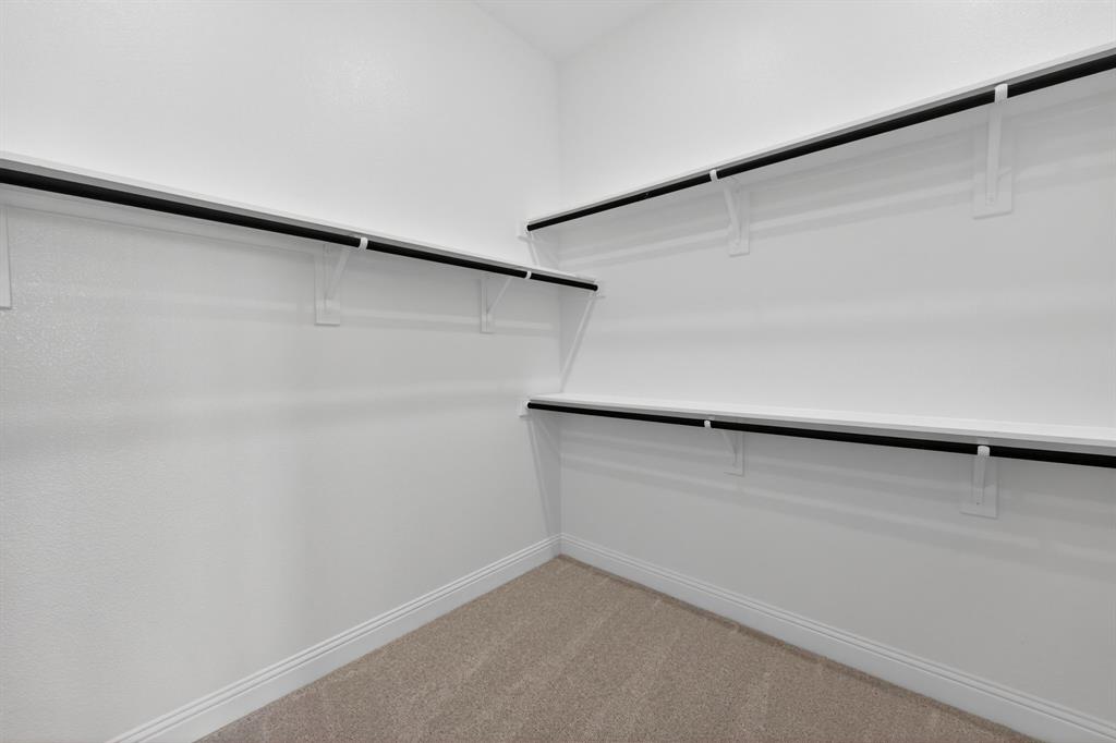5504 Gaelic Drive Property Photo 16