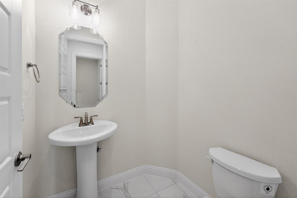 5504 Gaelic Drive Property Photo 26