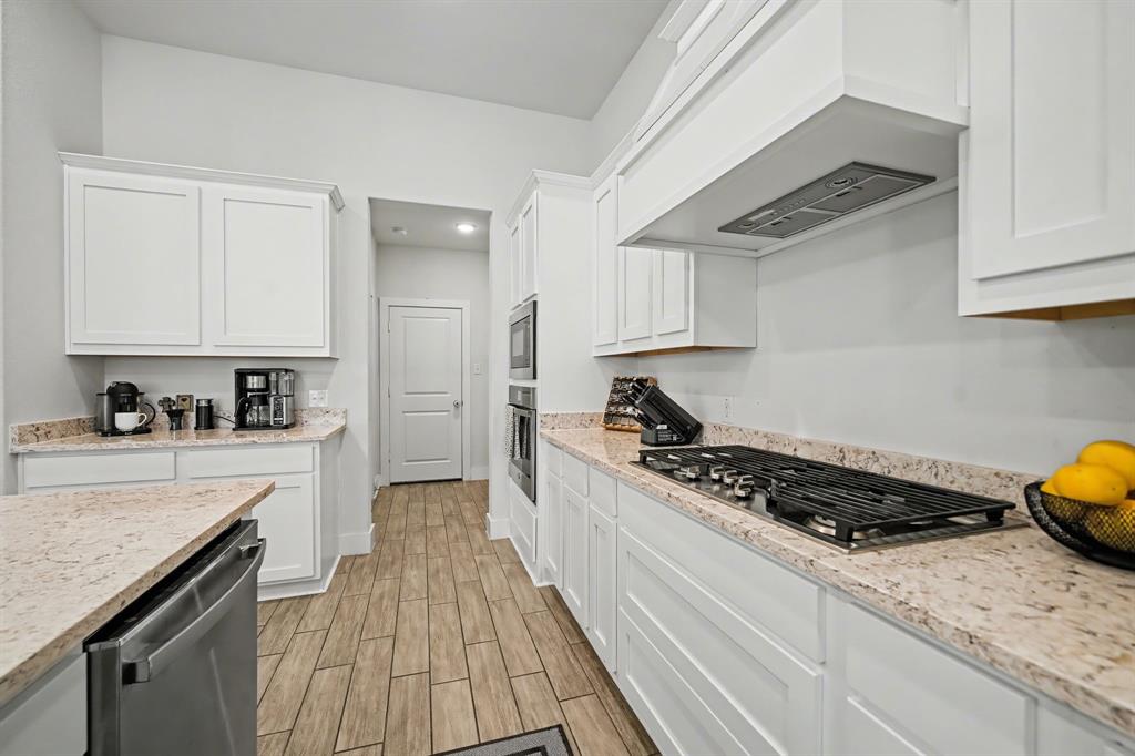 1276 Caprock Drive Property Photo 12