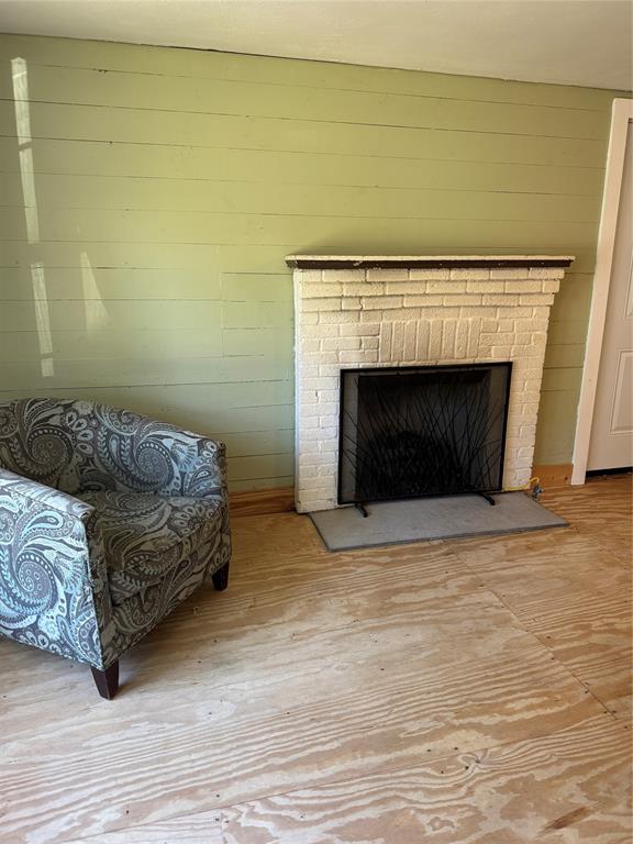 346 County Road 3520 Property Photo 5