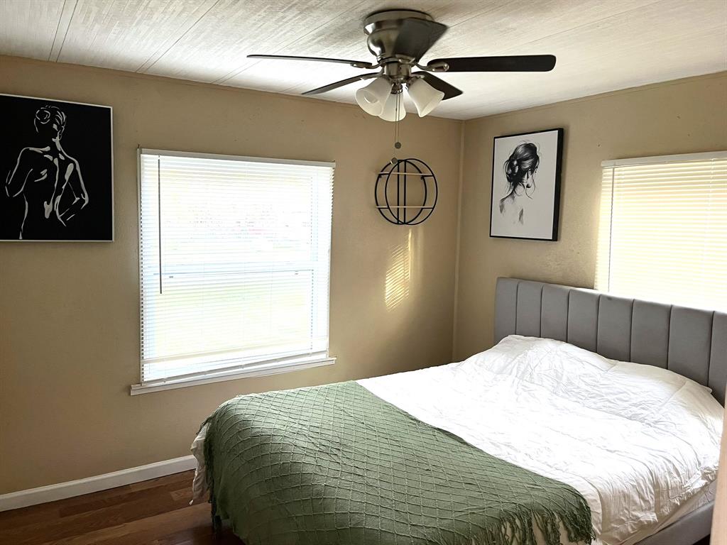 5576 Helm Ln Property Photo 16