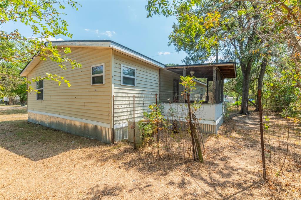 5576 Helm Ln Property Photo 25
