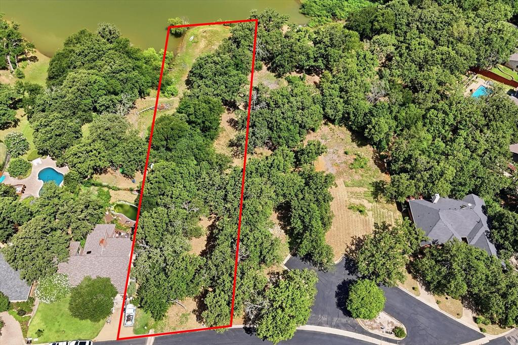 18 Royal Oaks Boulevard Property Photo 1