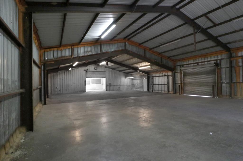 3098 W Washington Property Photo 14