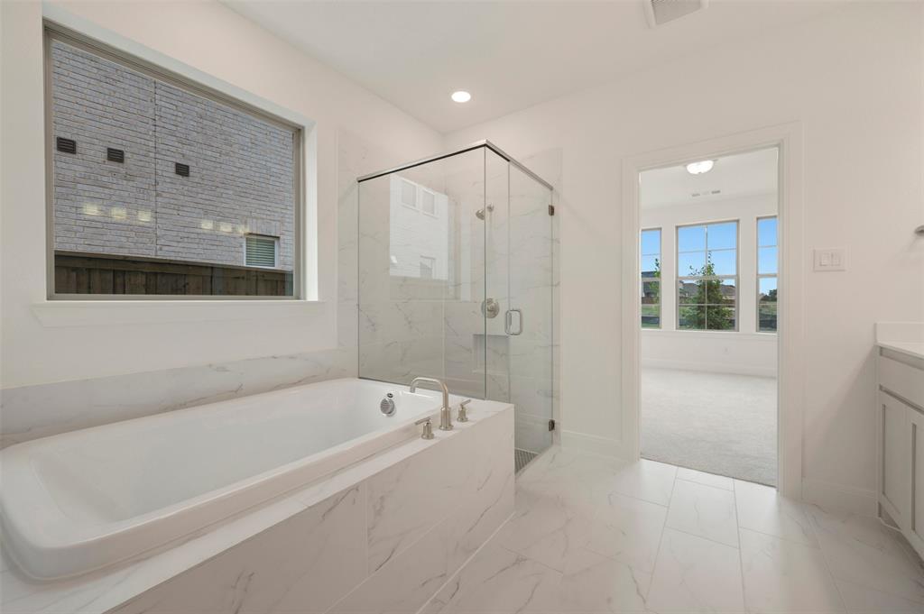 9809 Flourishing Way Property Photo 11