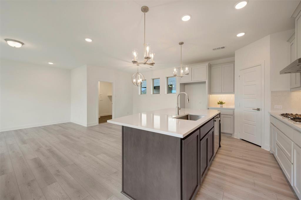 9809 Flourishing Way Property Photo 19
