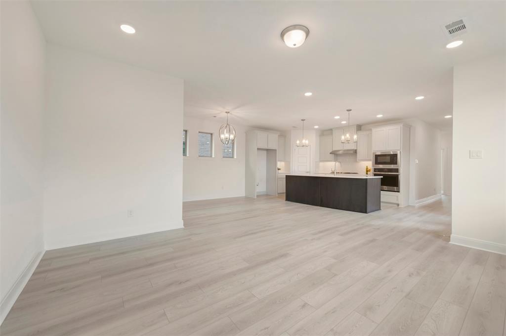 9809 Flourishing Way Property Photo 26