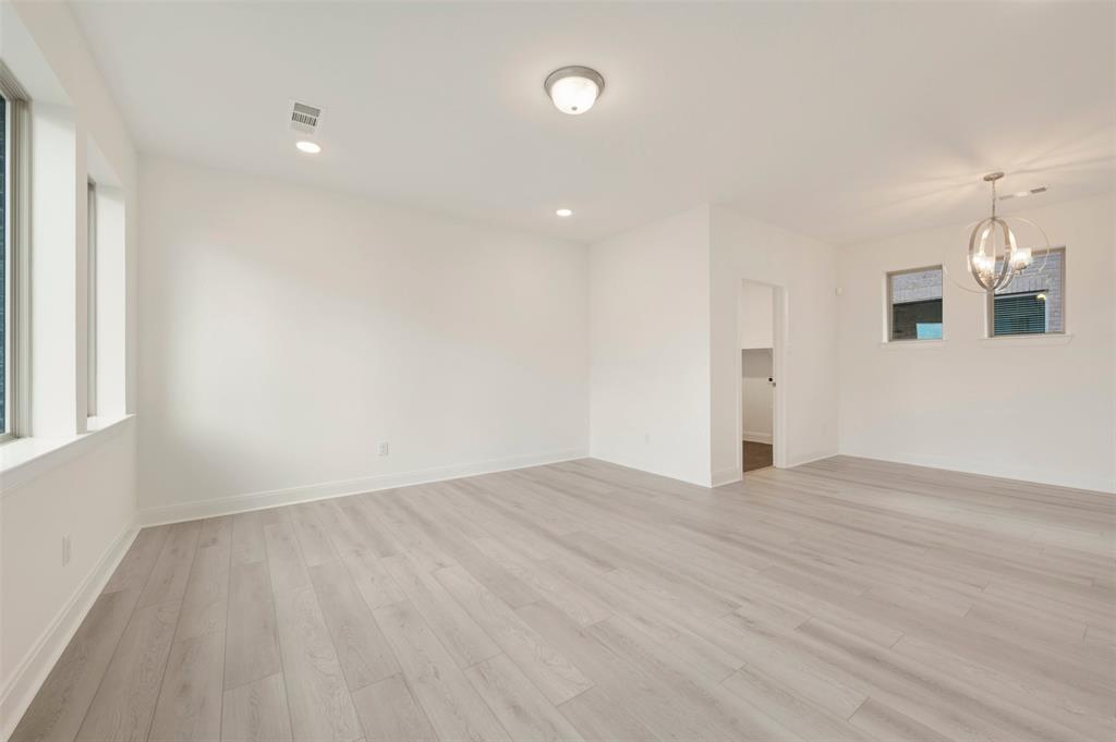 9809 Flourishing Way Property Photo 27
