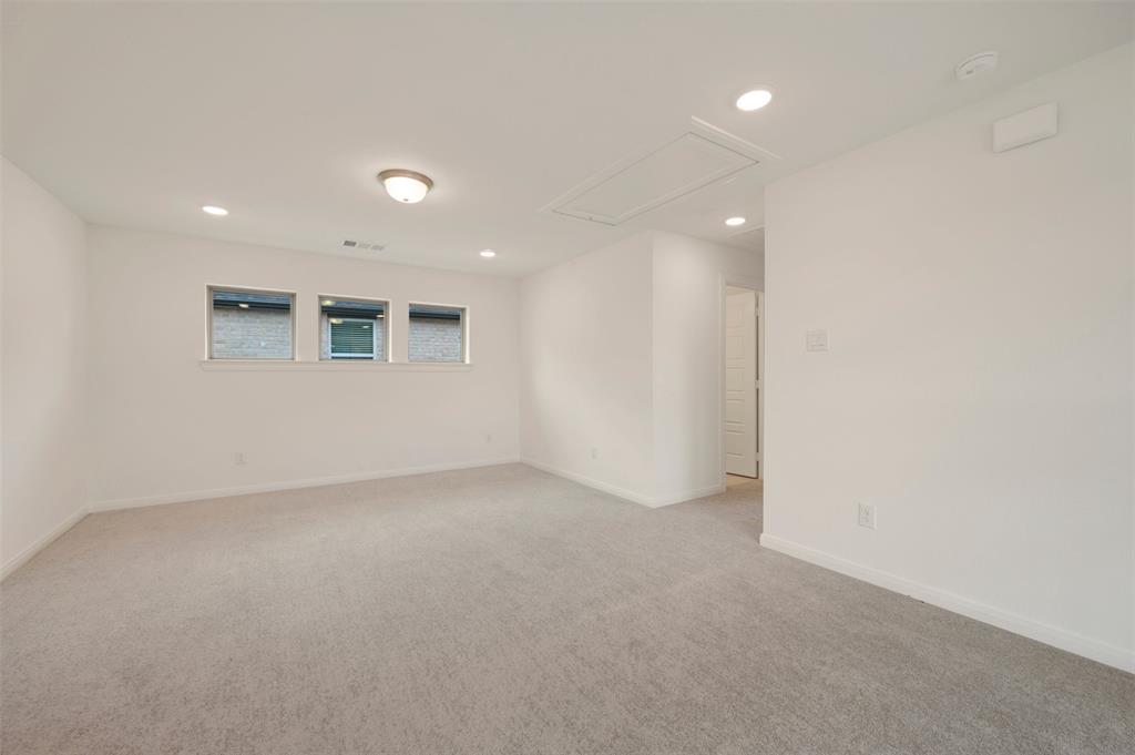9809 Flourishing Way Property Photo 29