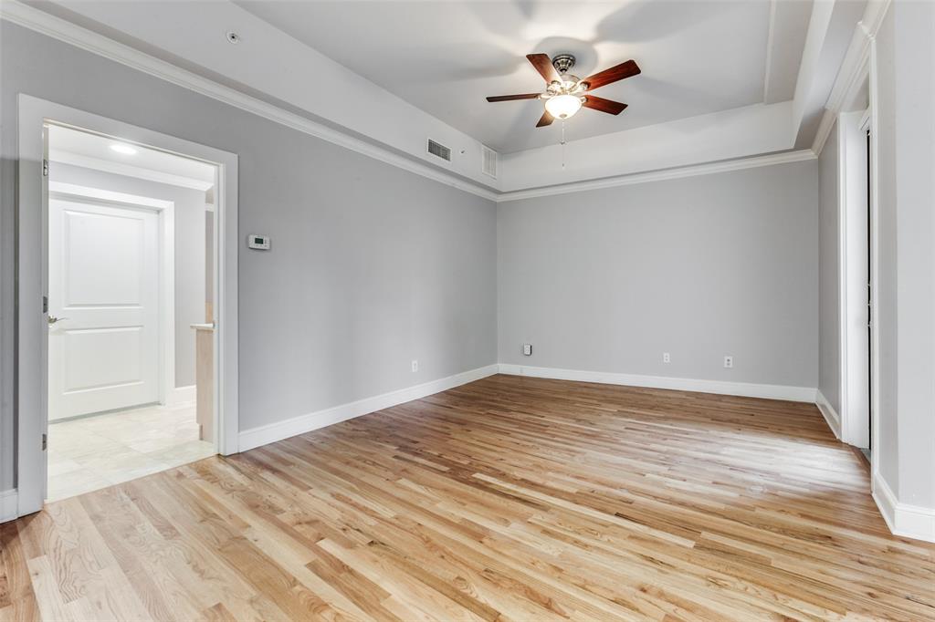 5055 Addison Circle 205 Property Photo 16