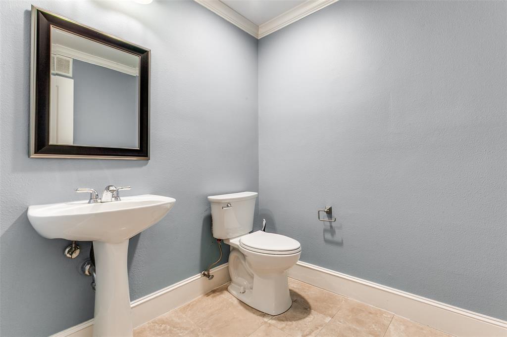 5055 Addison Circle 205 Property Photo 20
