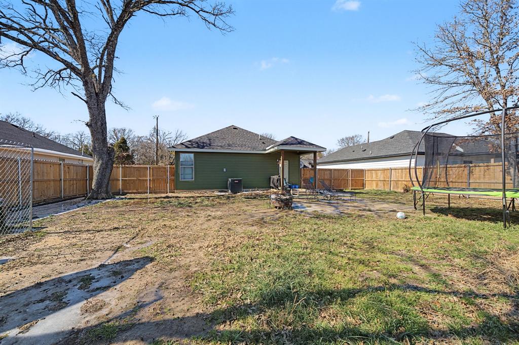 223 Harris Boulevard Property Photo 24