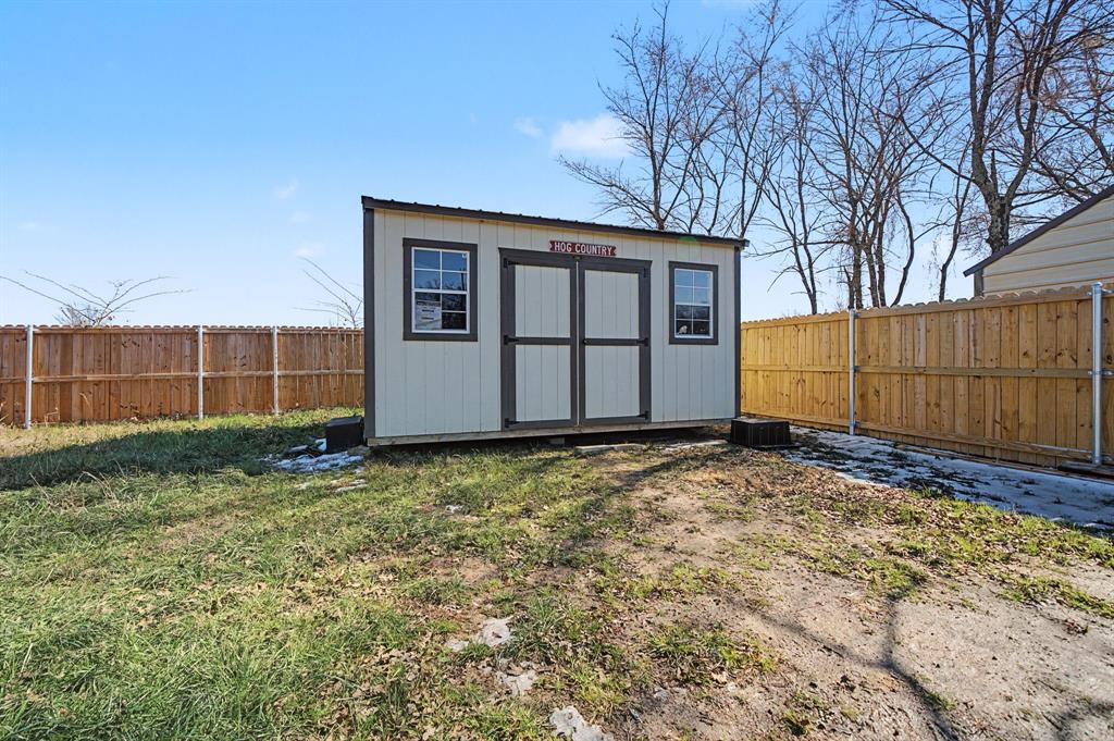 223 Harris Boulevard Property Photo 25